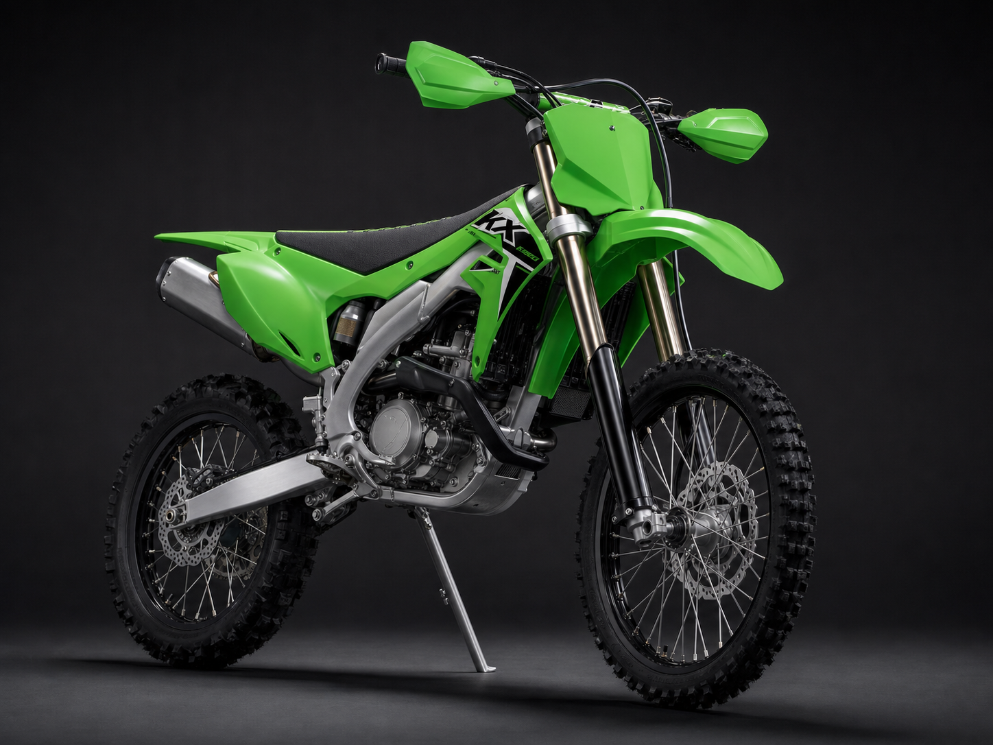 2026 Kawasaki KX450X Lime Green sol ön üç çeyrek görünüm